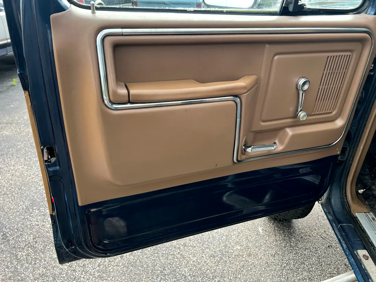 1986-ford-f-250-styleside-for-sale-wisconsin-13