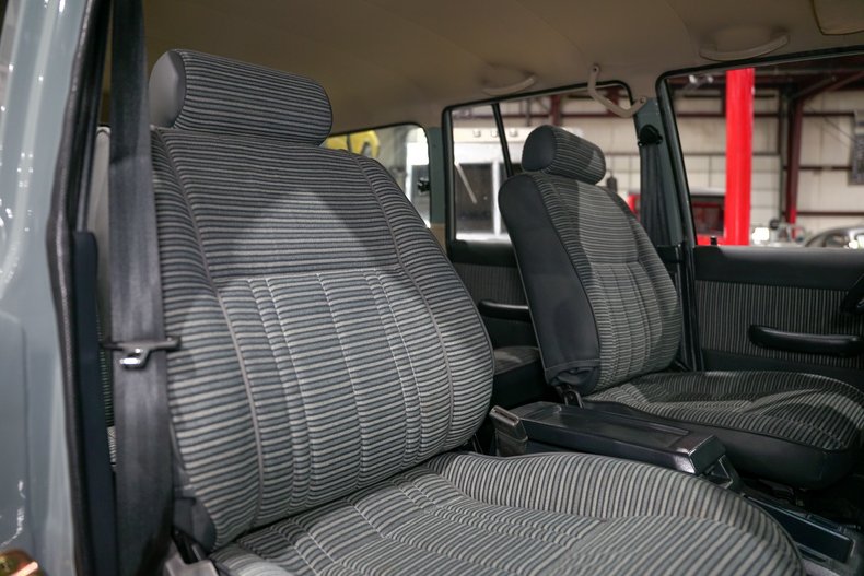 1986-toyota-land-cruiser-hj-60 (17)