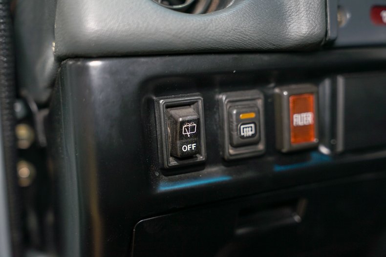 1986-toyota-land-cruiser-hj-60 (24)