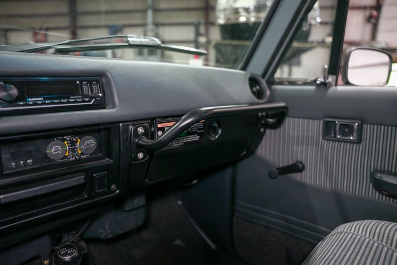1986-toyota-land-cruiser-hj-60 (25)