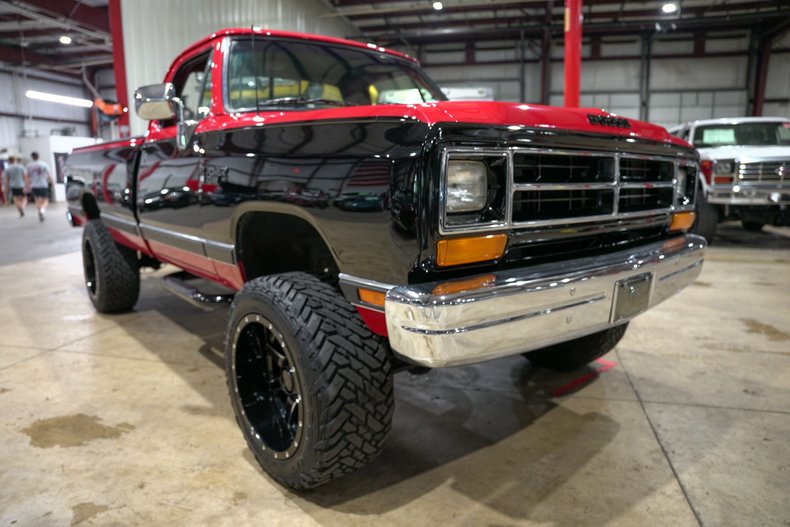 1988-dodge-w150-pick-up-4x4 (1)