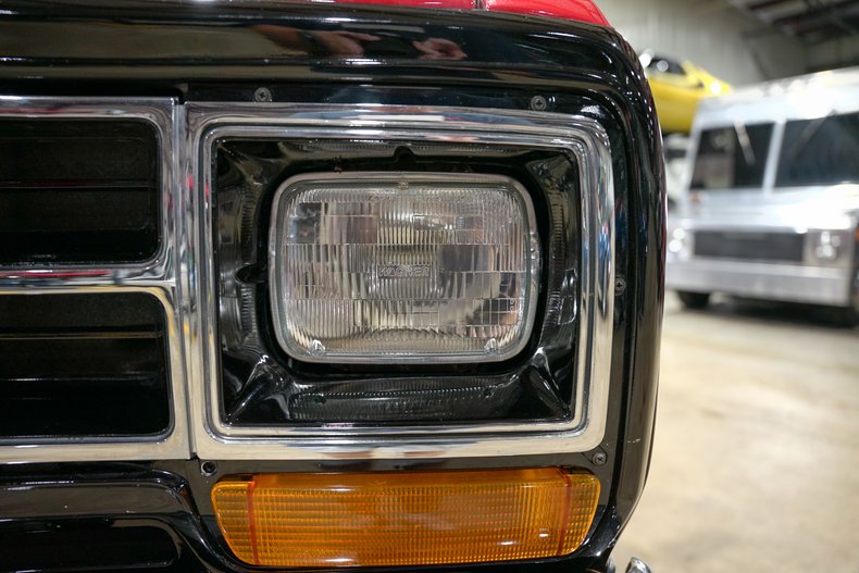 1988-dodge-w150-pick-up-4x4 (5)