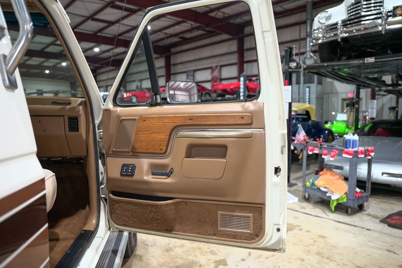 1988-ford-f250-centurion-edition-4x4 (18)