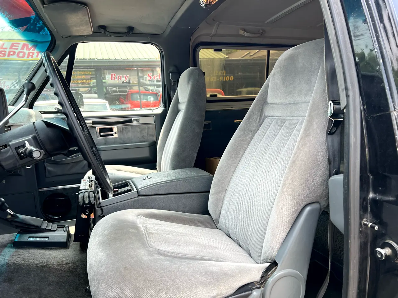 1988-gmc-jimmy-4x4-for-sale-05