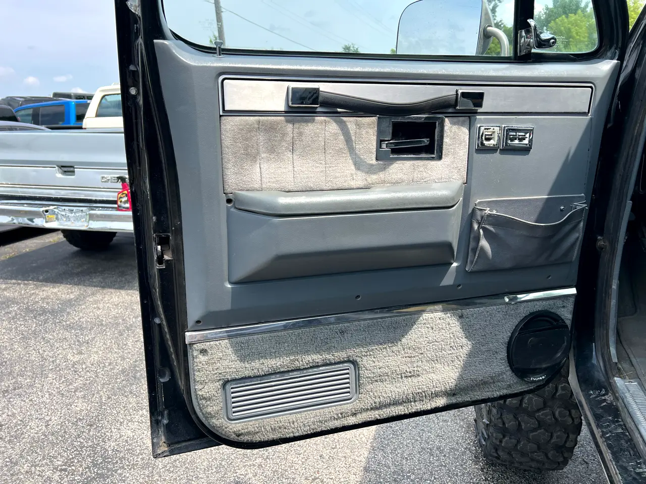 1988-gmc-jimmy-4x4-for-sale-07