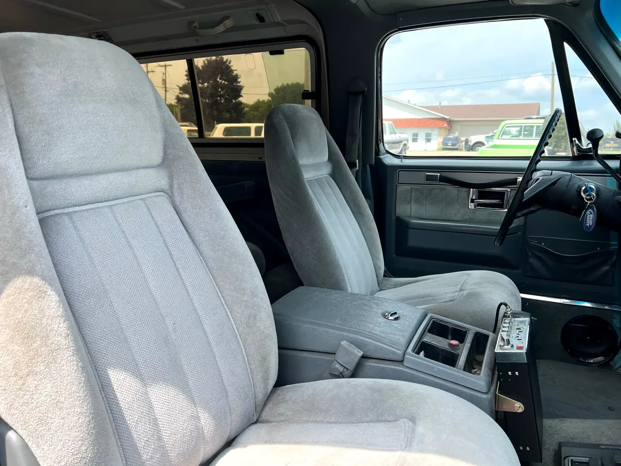 1988-gmc-jimmy-4x4-for-sale-11