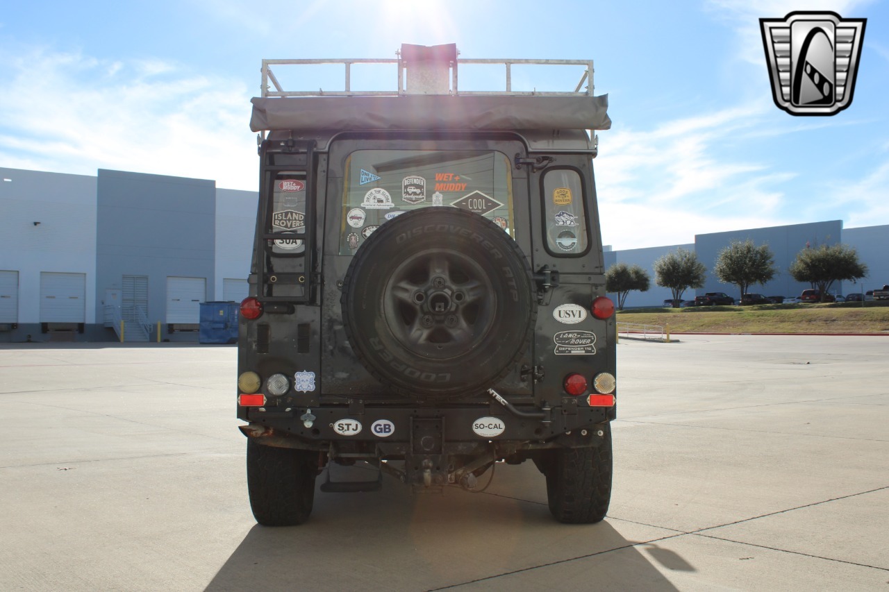 1988-land-rover-defender-110-adventure-truck (104)