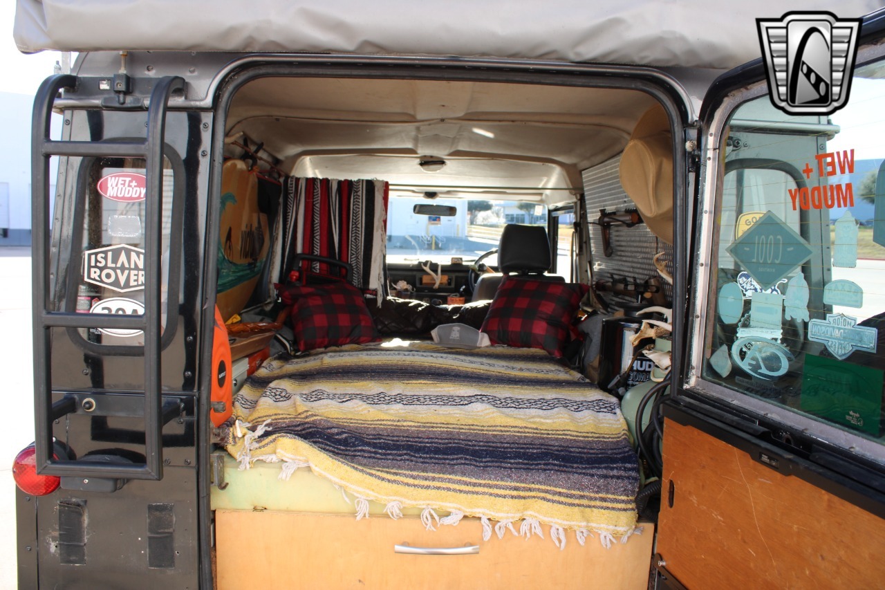 1988-land-rover-defender-110-adventure-truck (108)