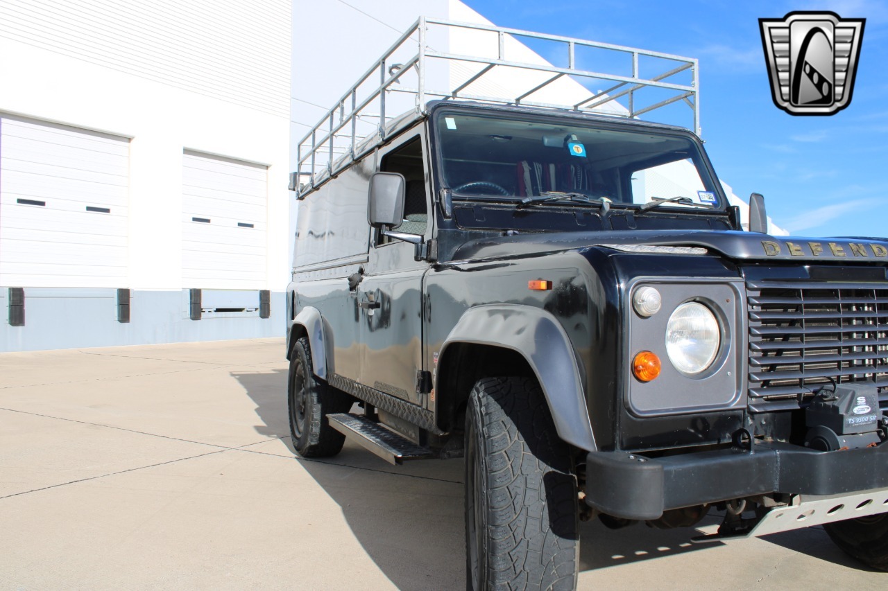 1988-land-rover-defender-110-adventure-truck (42)