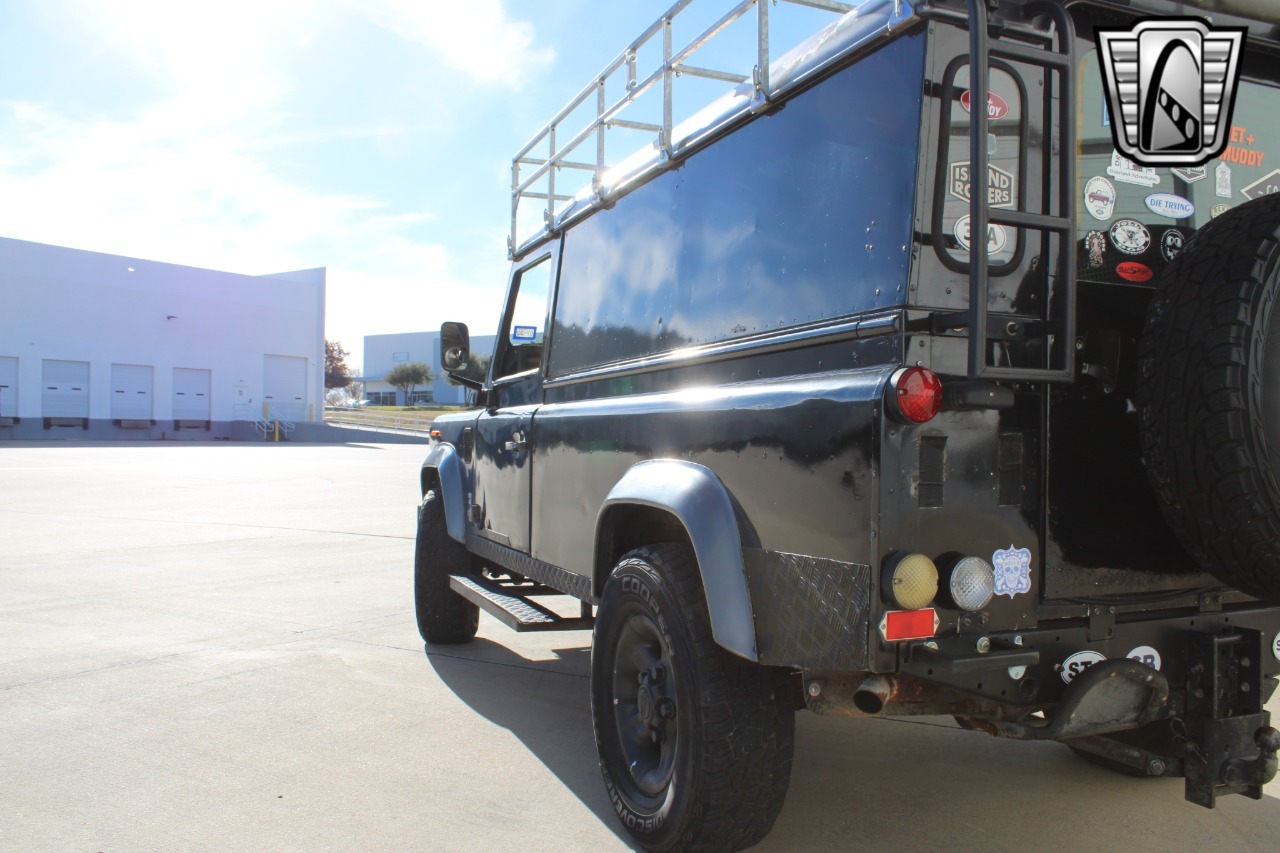 1988-land-rover-defender-110-adventure-truck (55)
