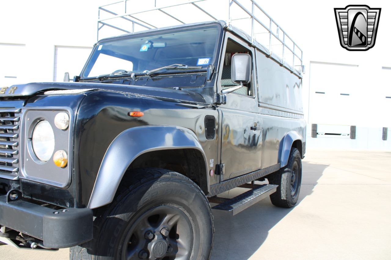 1988-land-rover-defender-110-adventure-truck (64)