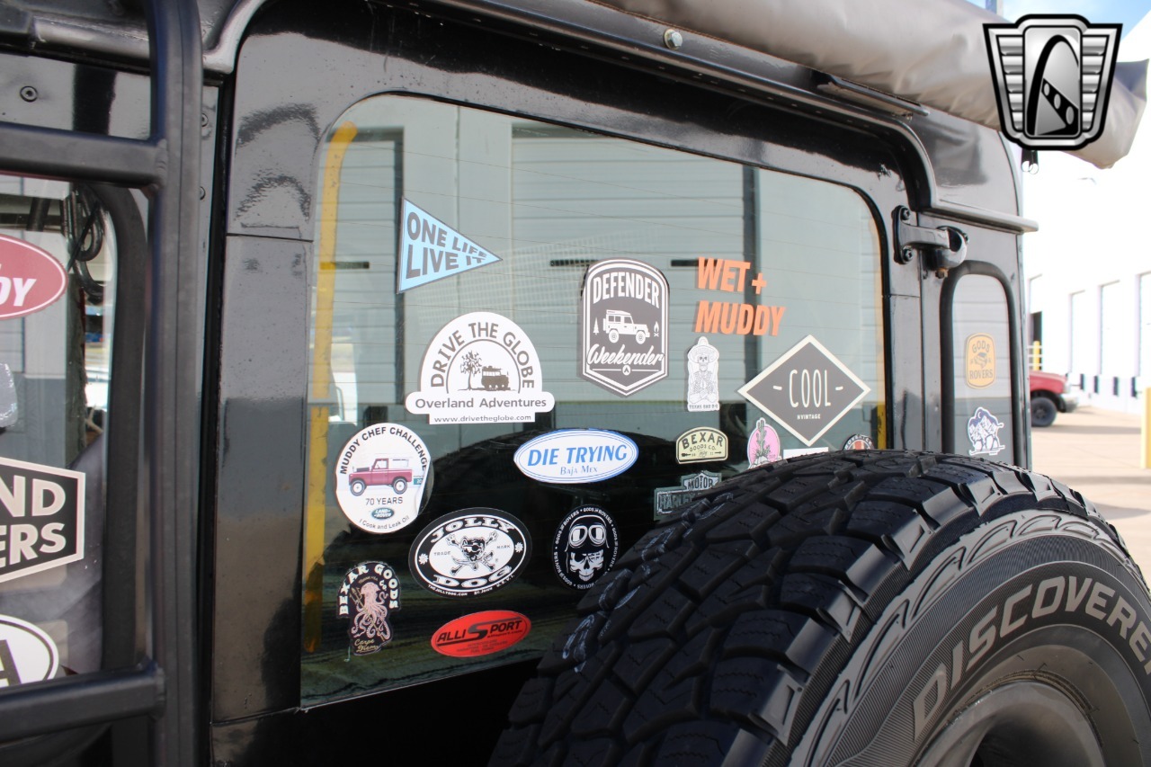 1988-land-rover-defender-110-adventure-truck (71)