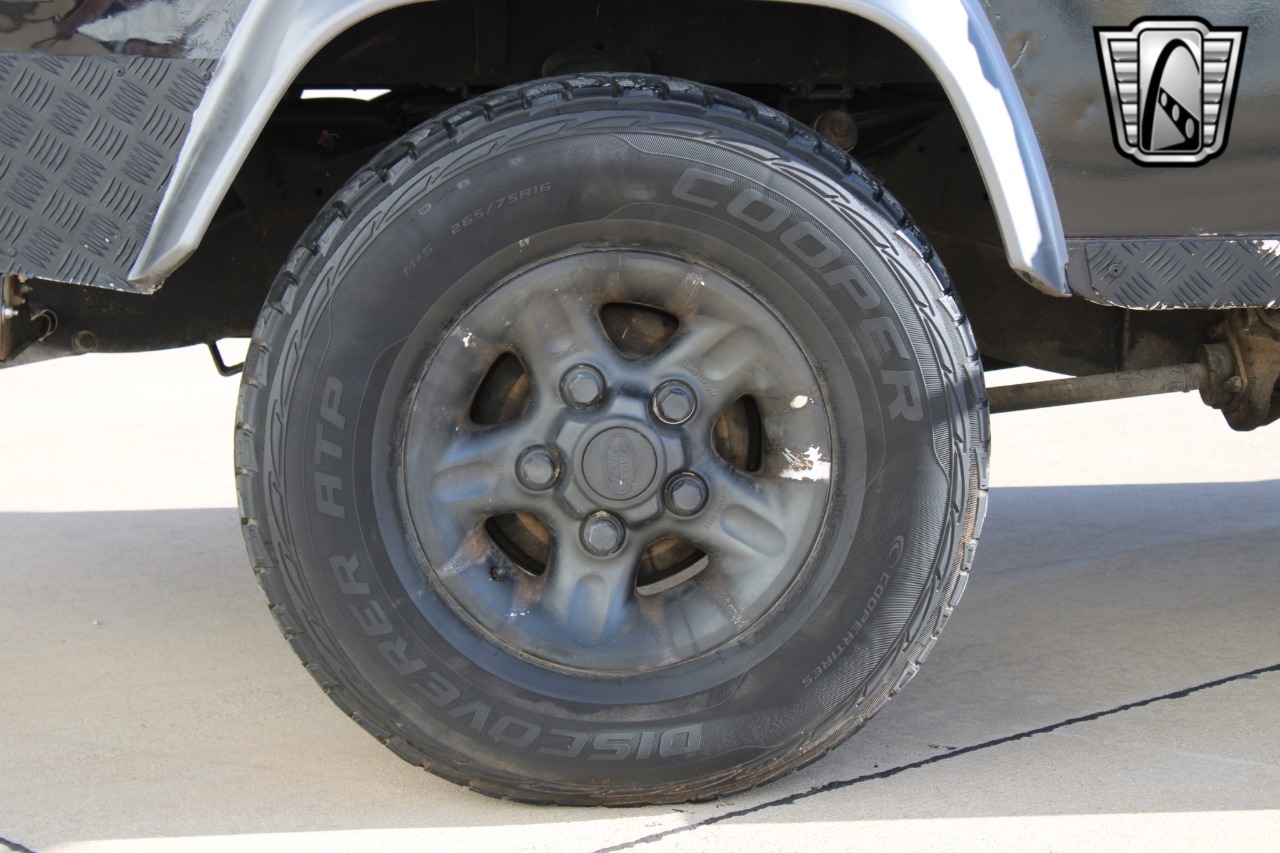 1988-land-rover-defender-110-adventure-truck (81)