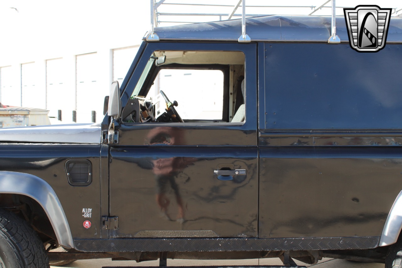 1988-land-rover-defender-110-adventure-truck (86)