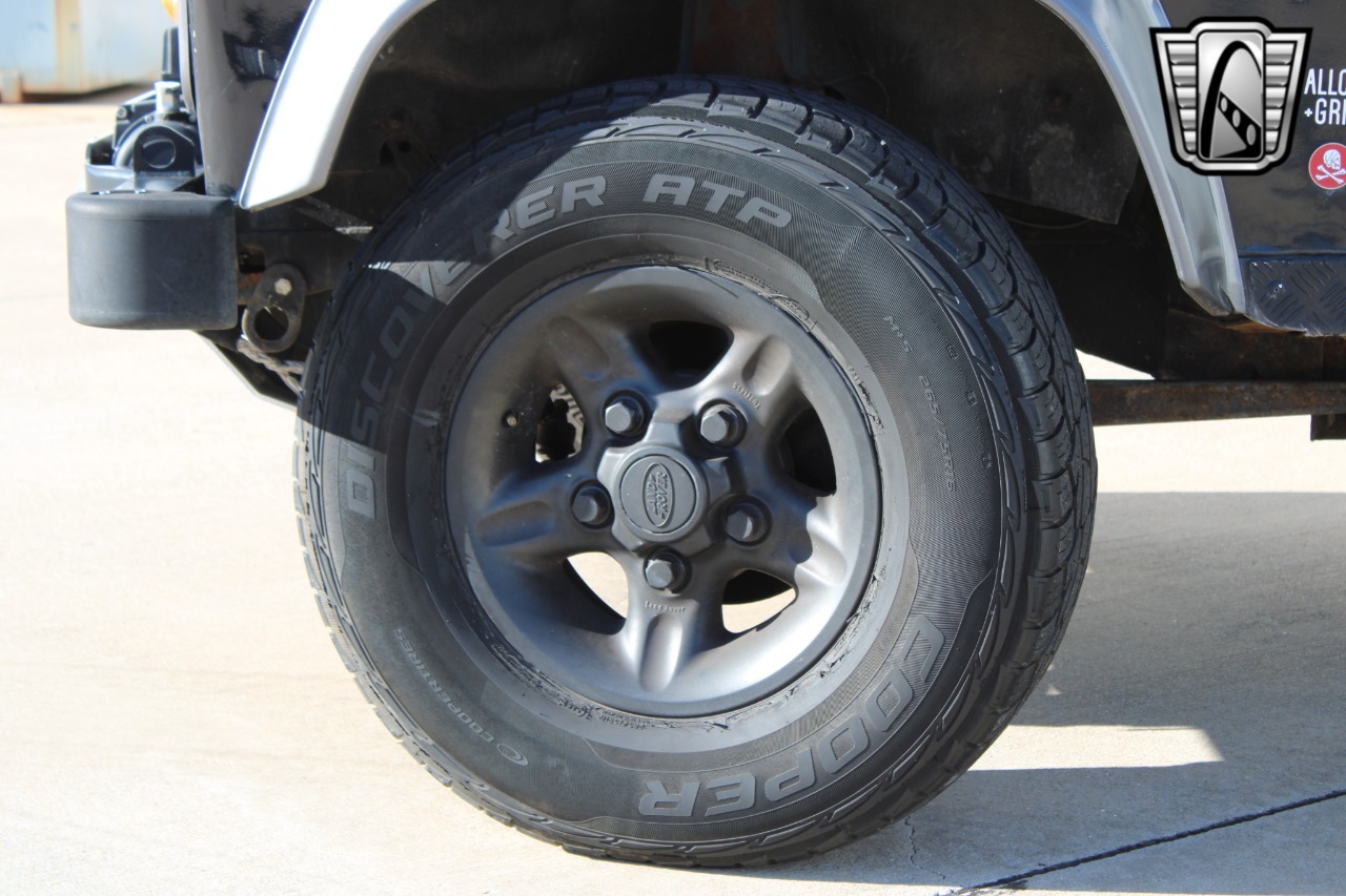 1988-land-rover-defender-110-adventure-truck (87)