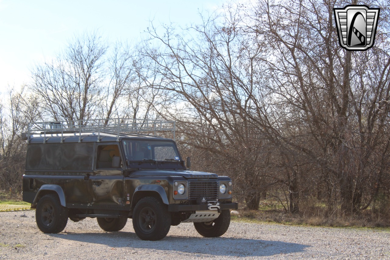 1988-land-rover-defender-110-adventure-truck