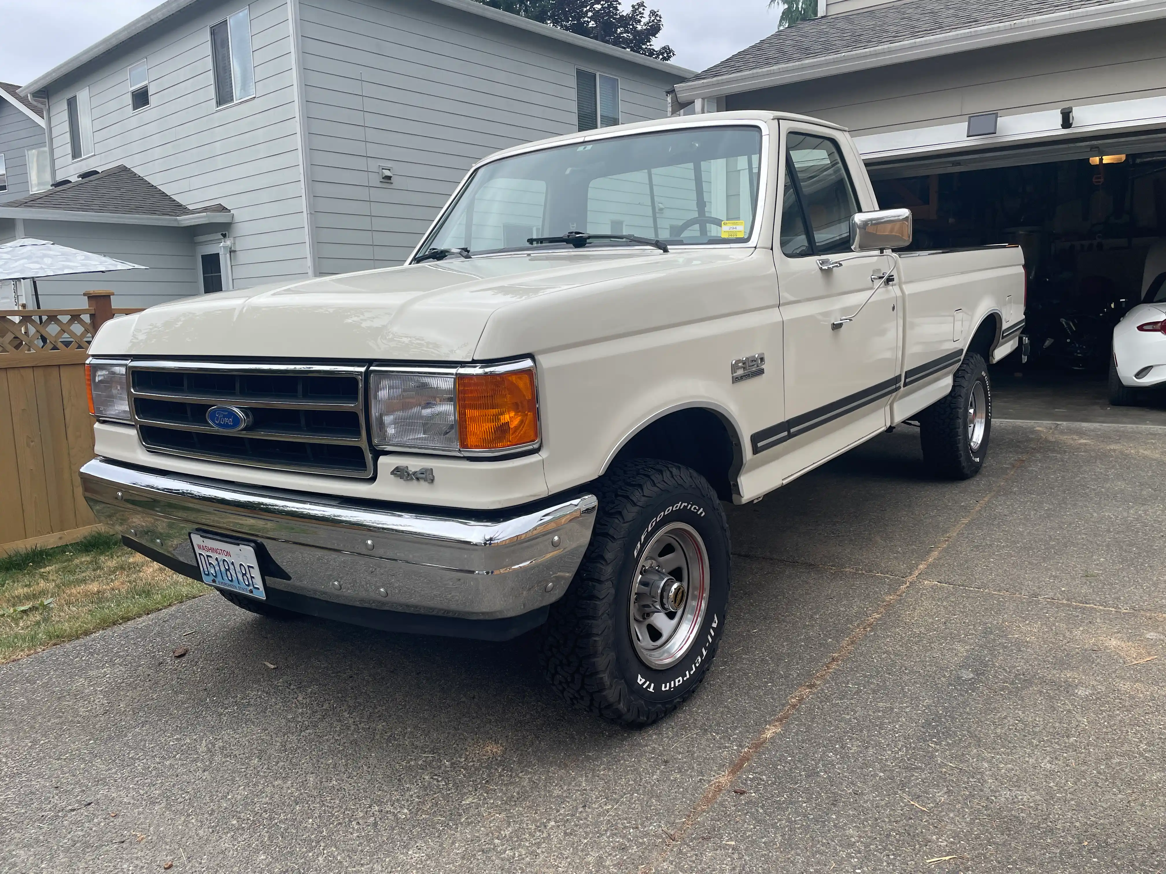 1989-Ford-F150-Custom-5.0-4x4-4-Speed-For-Sale-02