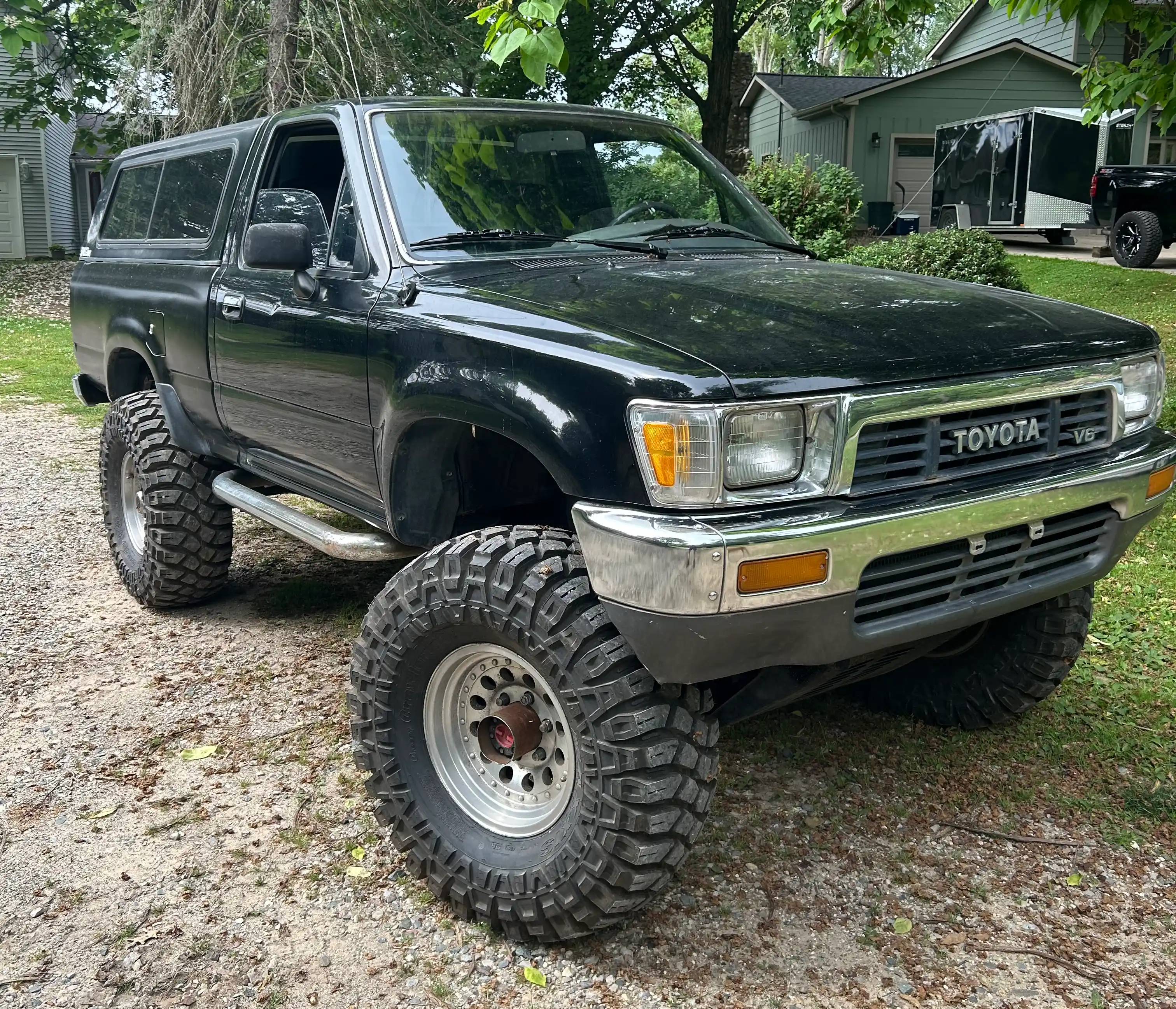 1989-Toyota-Pick-Up-For-Sale-03