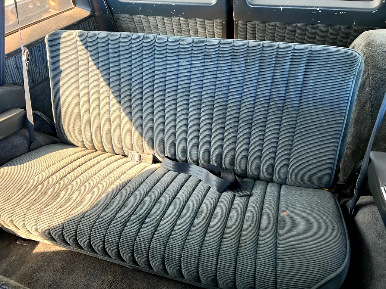 1989-chevrolet-suburban-2500-4x4-for-sale-13