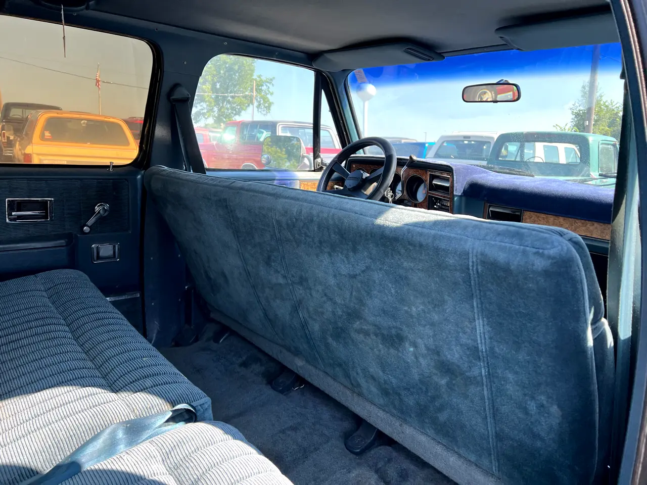 1989-chevrolet-suburban-2500-4x4-for-sale-16