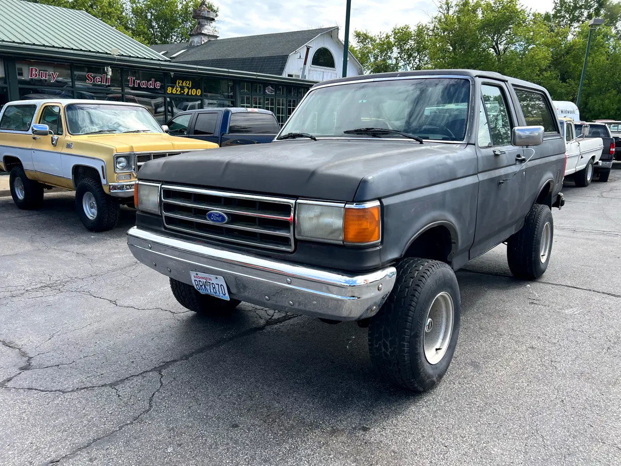 1989-ford-bronco-for-sale-trevor-wi-01