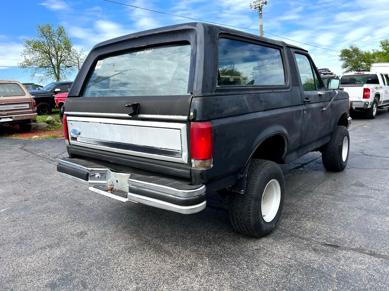 1989-ford-bronco-for-sale-trevor-wi-03