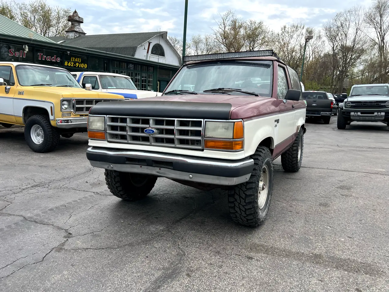 1989-ford-bronco-ii-4x4-for-sale-in-wisconsin-01
