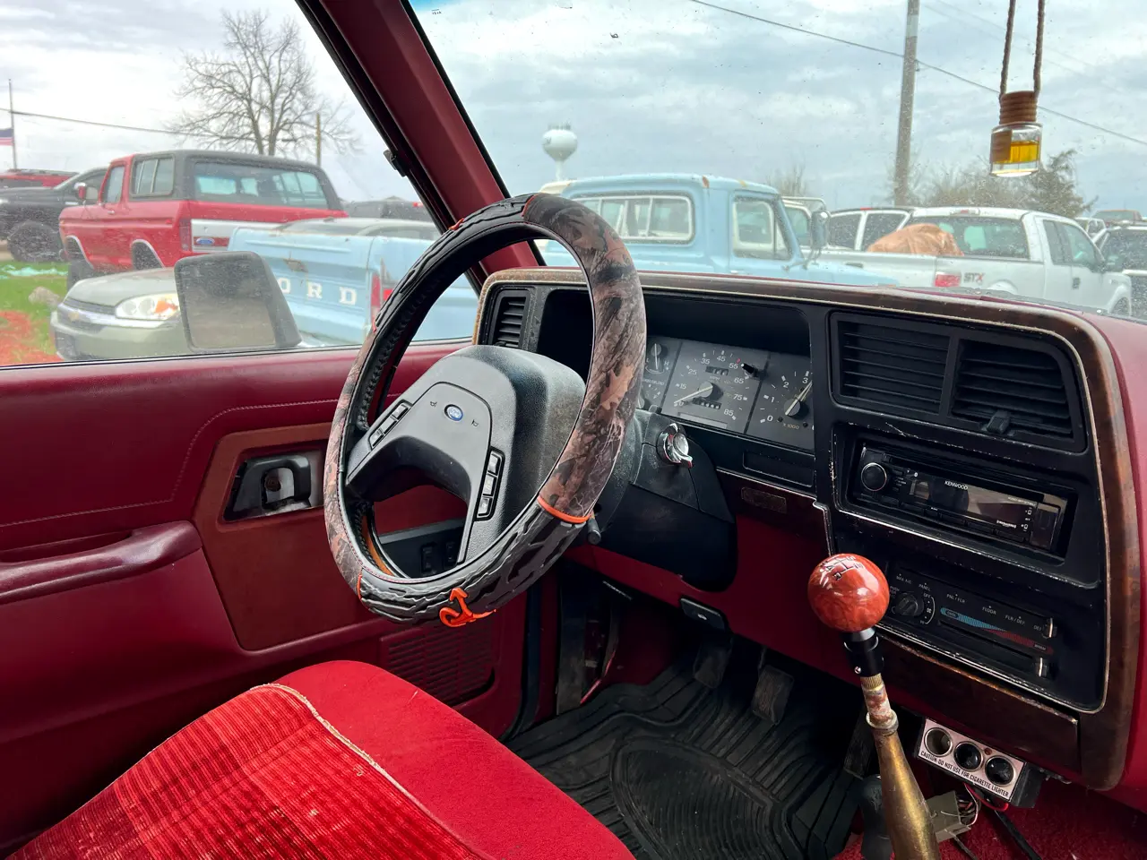 1989-ford-bronco-ii-4x4-for-sale-in-wisconsin-12