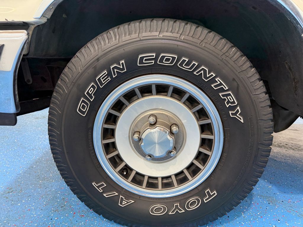 1989-ford-f150-for-sale-eclecti-garage (11)