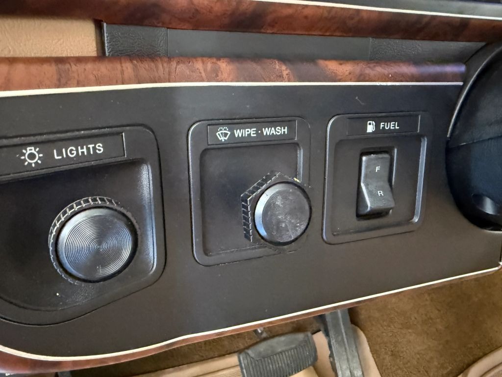1989-ford-f150-for-sale-eclecti-garage (25)
