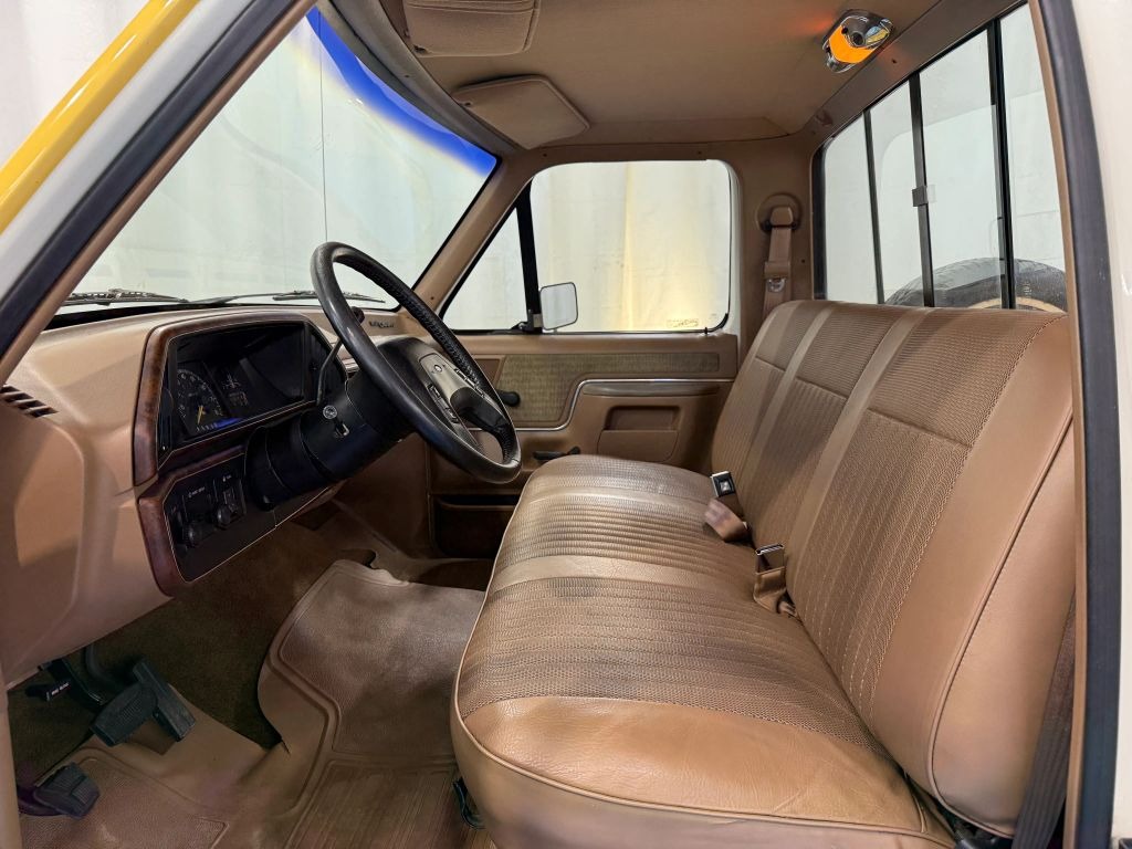 1989-ford-f150-for-sale-eclecti-garage (28)