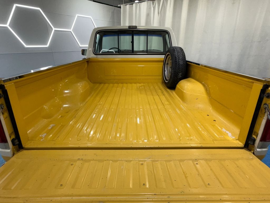 1989-ford-f150-for-sale-eclecti-garage (36)