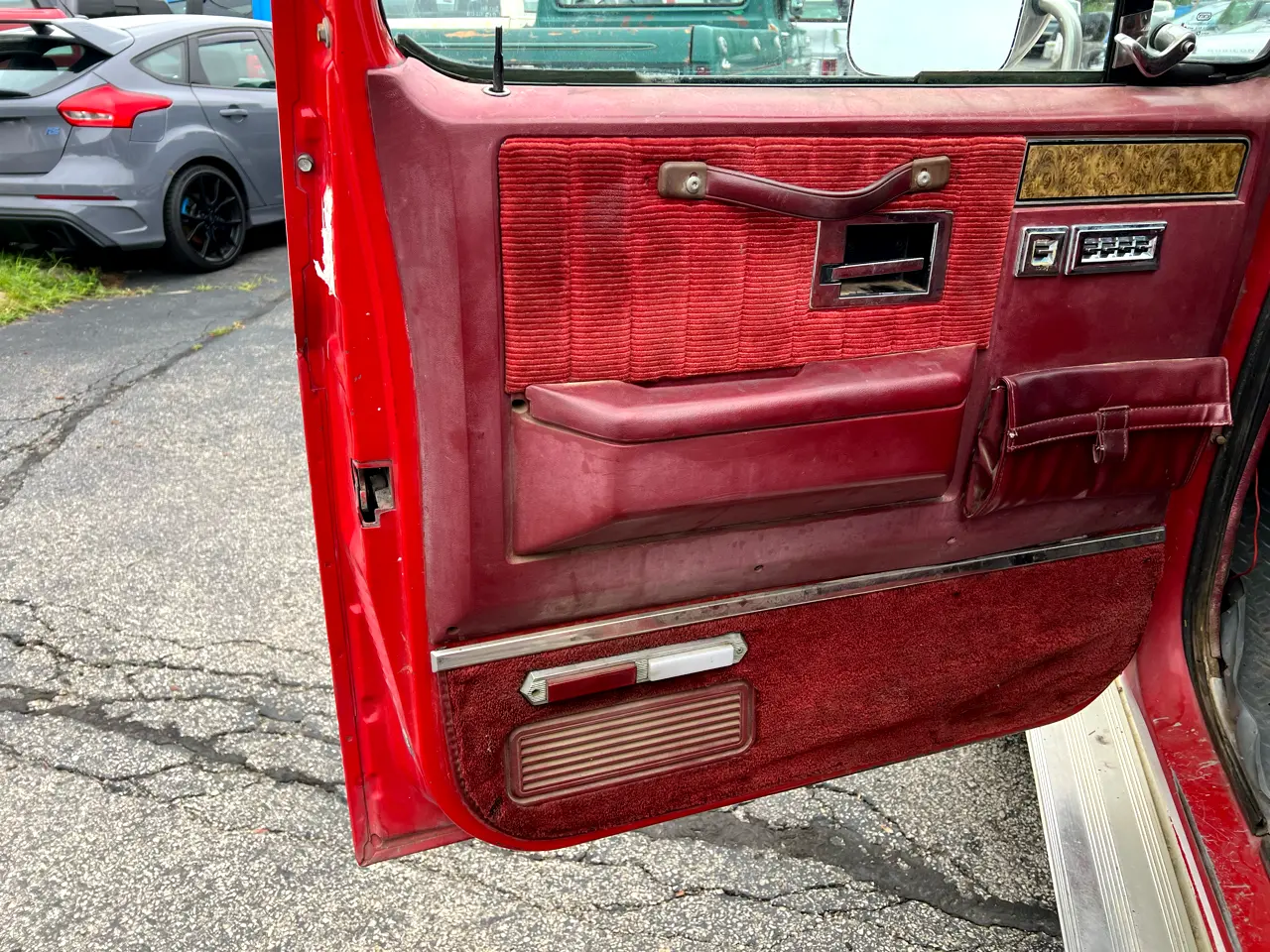 1990-chevy-suburban-2500-for-sale-wisconsin-09