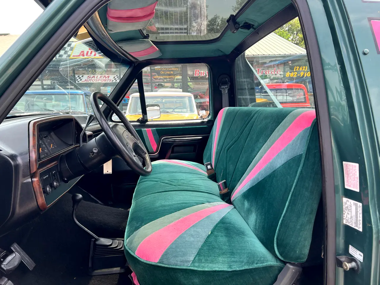 1990-ford-f250-styleside-for-sale-05