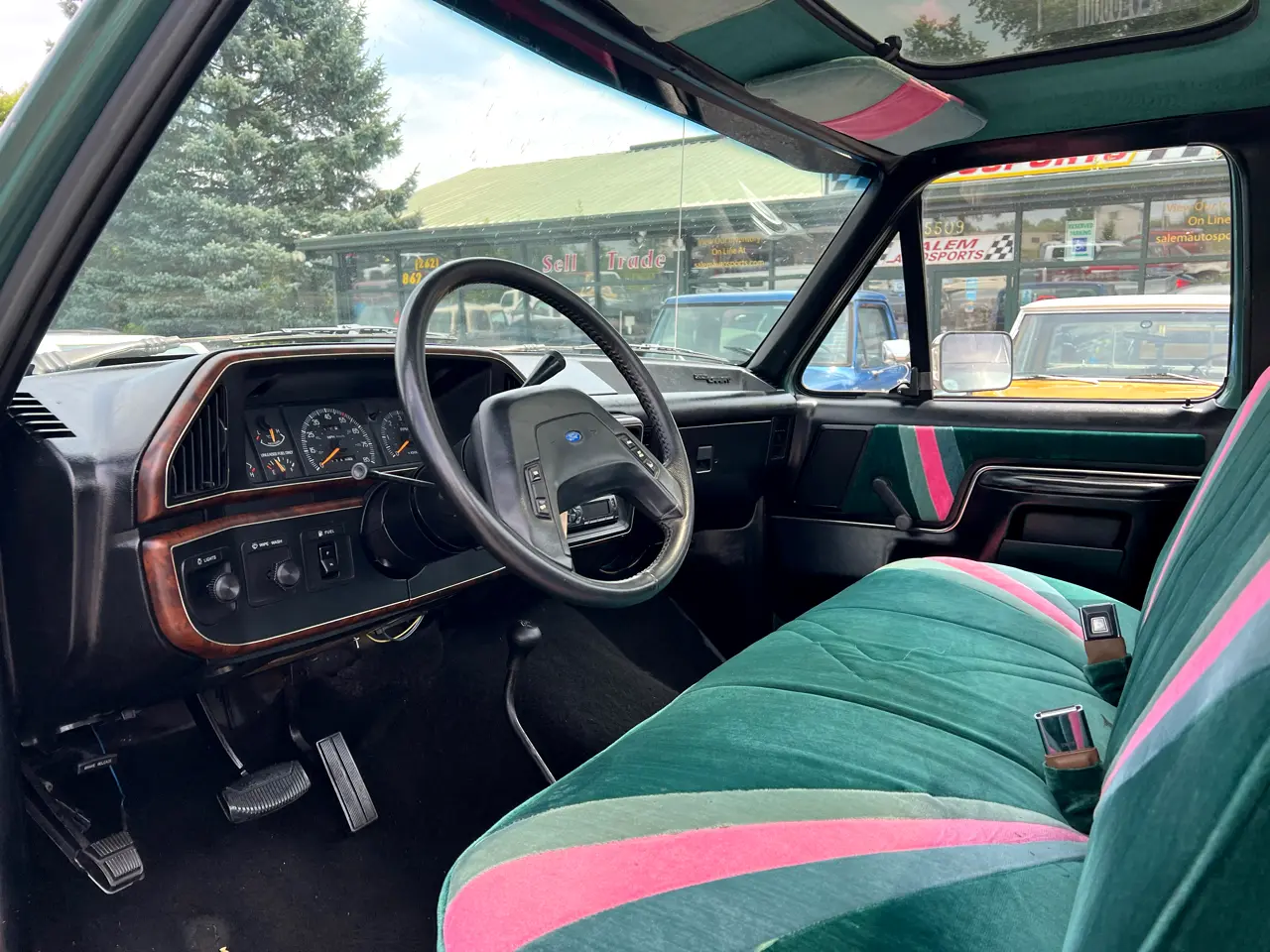 1990-ford-f250-styleside-for-sale-06