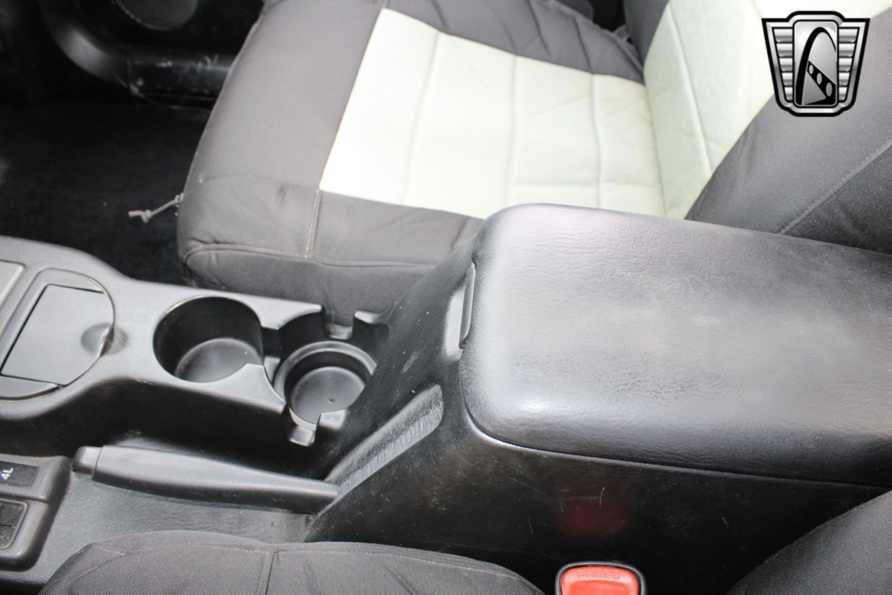 1990-jeep-comanche-for-sale (27)