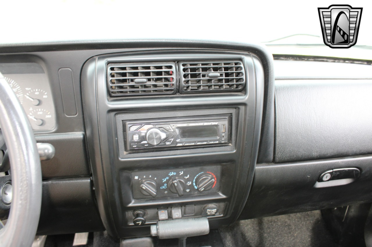 1990-jeep-comanche-for-sale (30)
