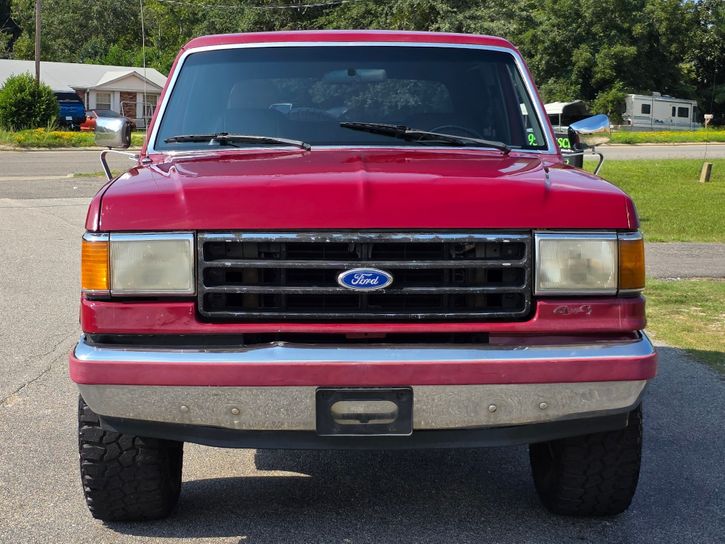 1991-ford-bronco-silver-anniversary-for-sale-02