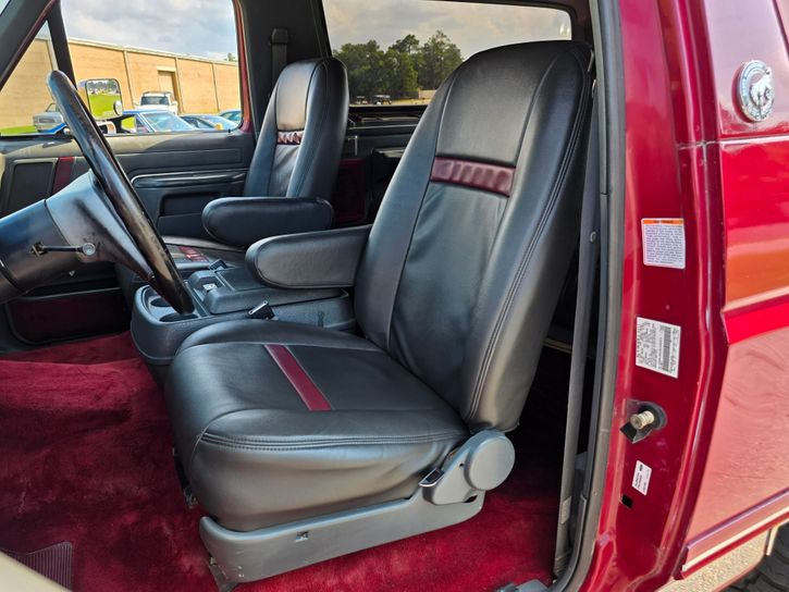 1991-ford-bronco-silver-anniversary-for-sale-11