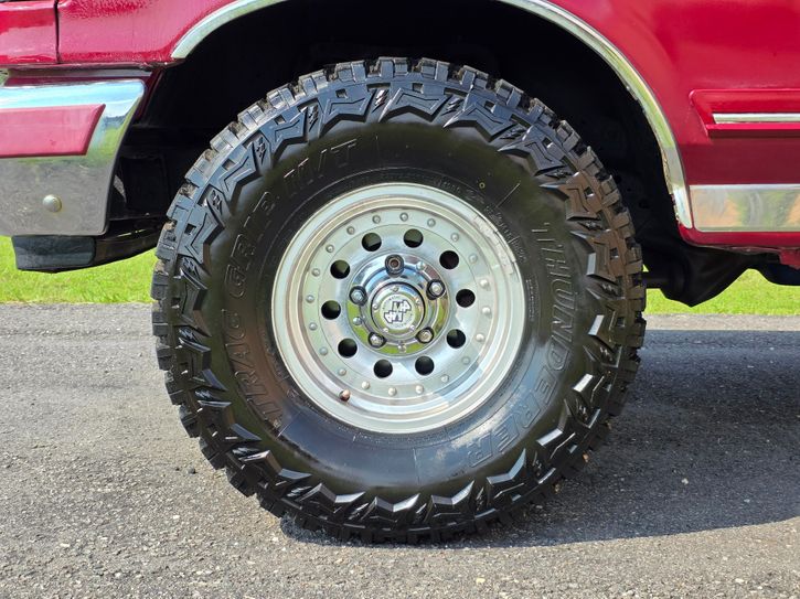 1991-ford-bronco-silver-anniversary-for-sale-30