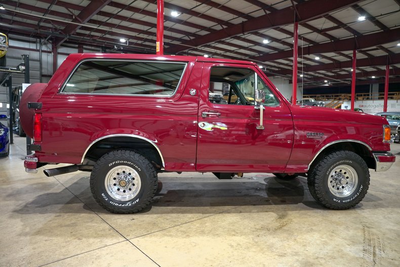 1991-ford-bronco-silver-anniversary