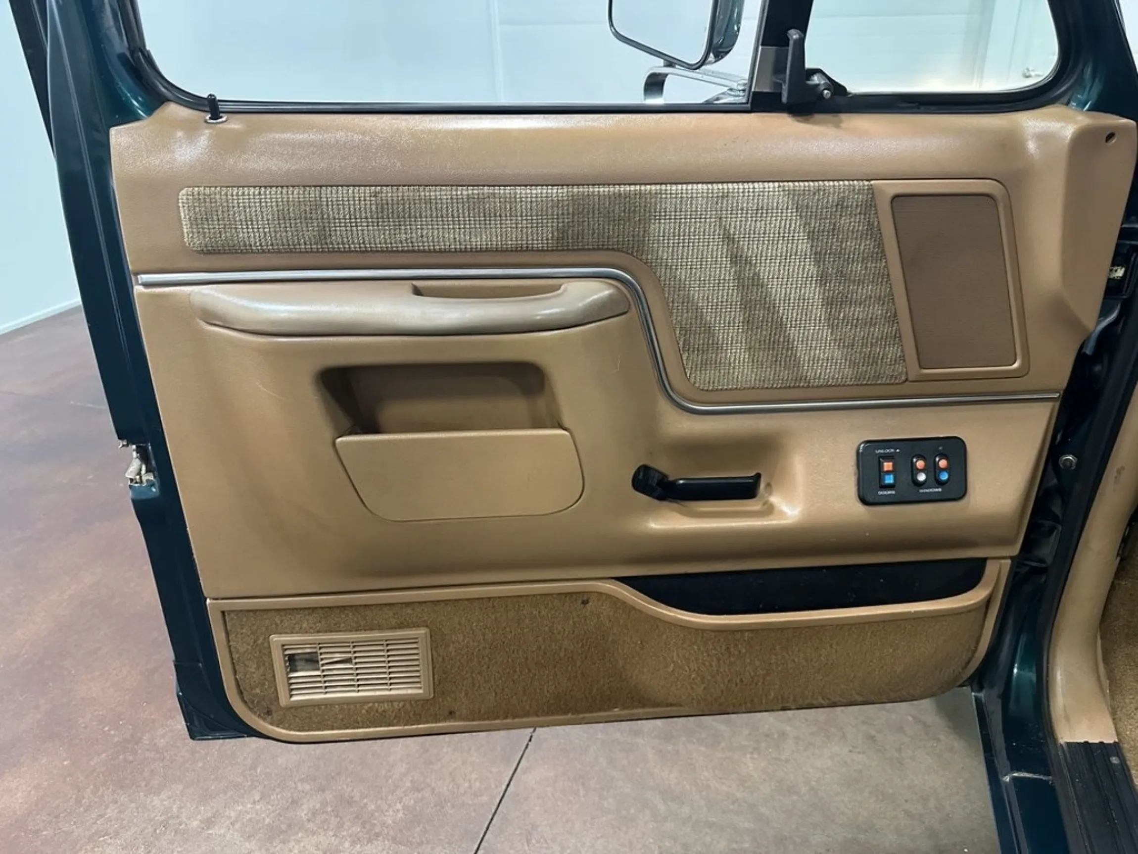 1991-ford-f150-xlt-lariat-for-sale-sioux-falls-sd-14