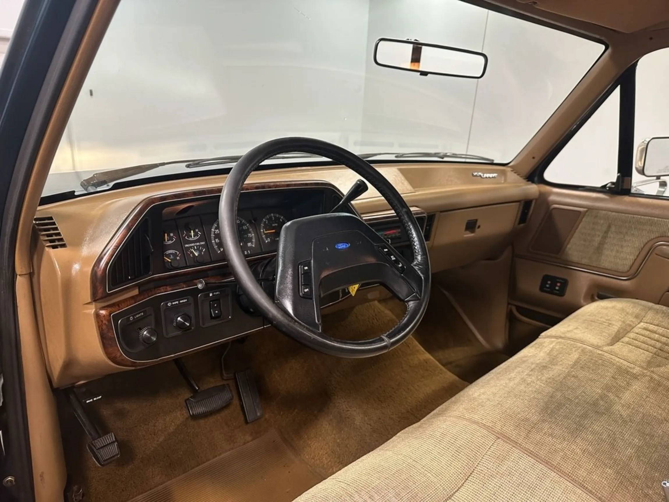 1991-ford-f150-xlt-lariat-for-sale-sioux-falls-sd-8
