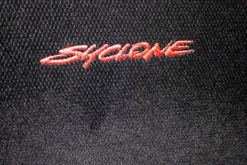 1991-gmc-syclone (22)