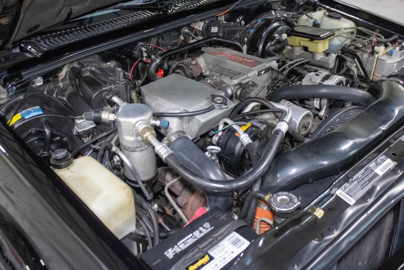 1991-gmc-syclone (27)