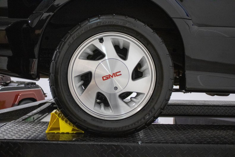 1991-gmc-syclone (28)