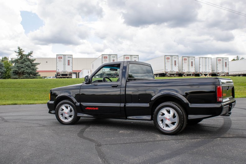 1991-gmc-syclone (32)