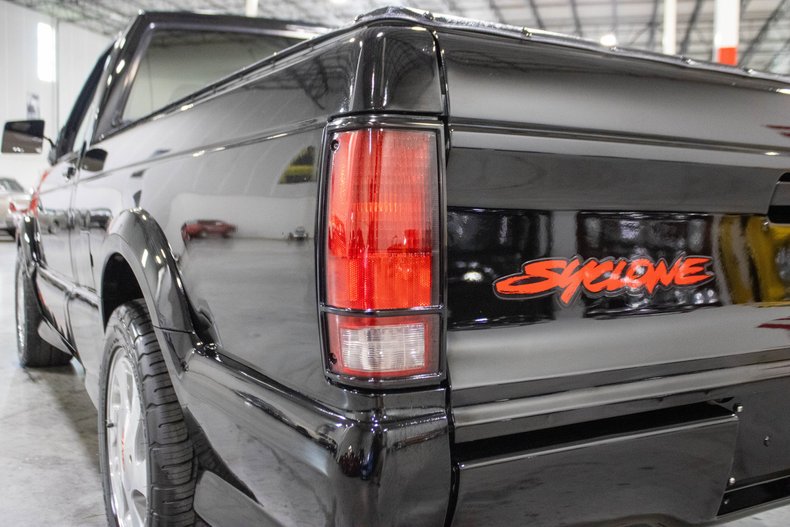 1991-gmc-syclone (9)