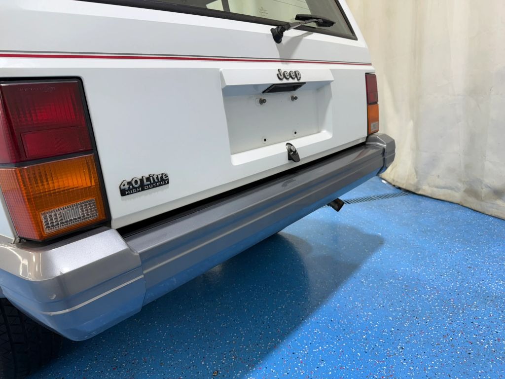 1991-jeep-cherokee-xj (24)