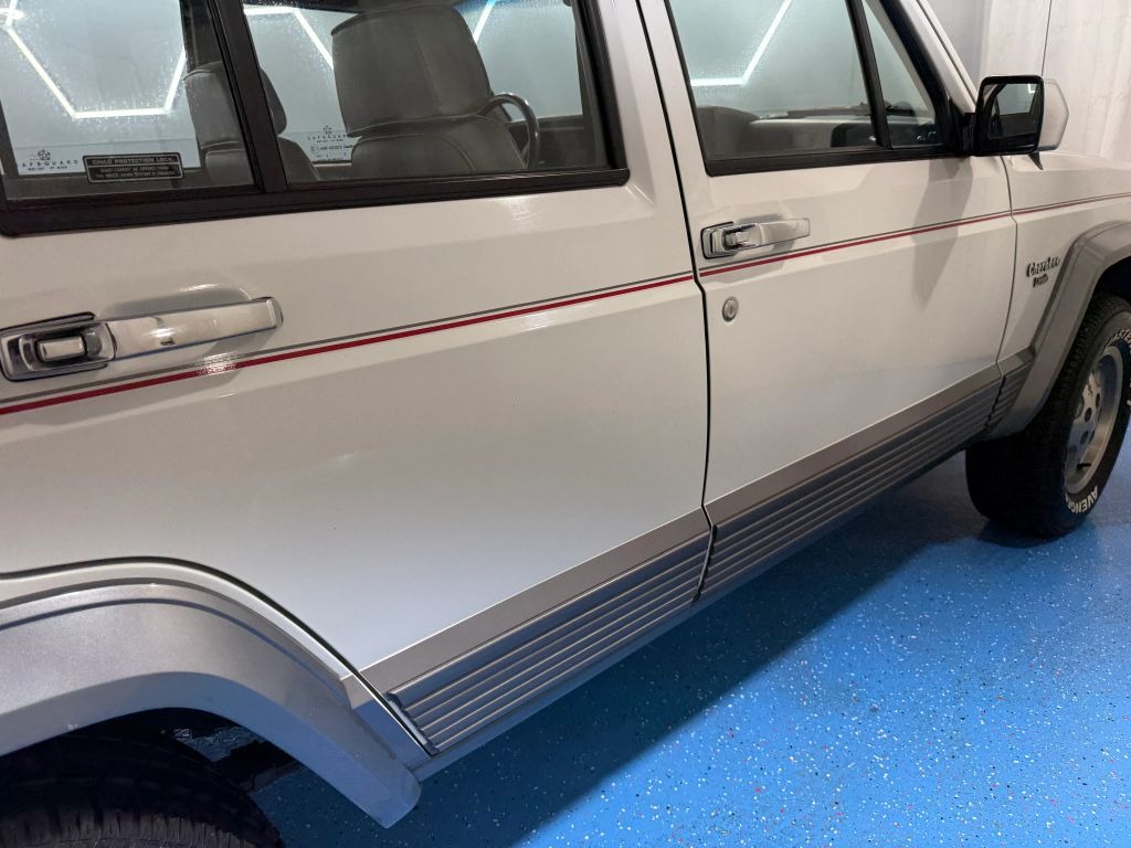 1991-jeep-cherokee-xj (30)